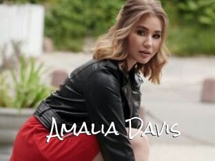 Amalia_Davis