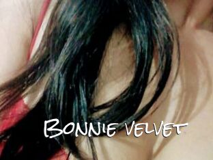 Bonnie_velvet