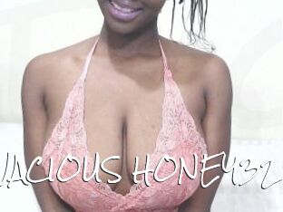 CURVACIOUS_HONEY32