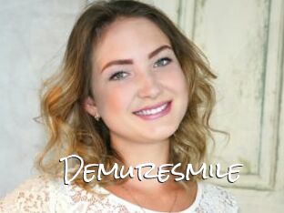 Demuresmile