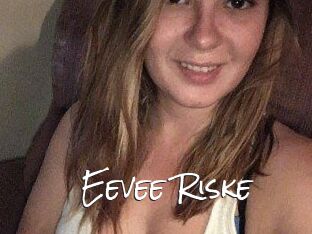 Eevee_Riske