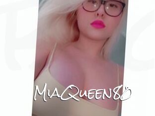 MiaQueen80