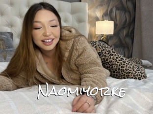 Naomiyorke