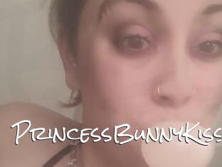 PrincessBunnyKiss