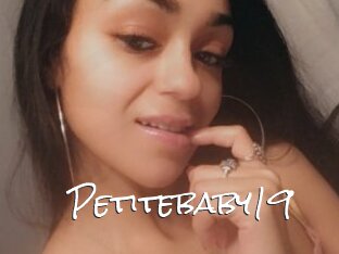 Petitebaby19