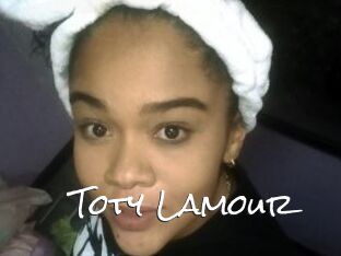Toty_Lamour