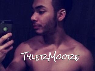 Tyler_Moore