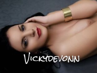 Vickydevonn